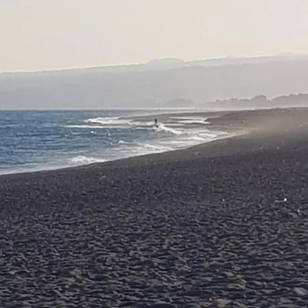 I Puritani On The * 지아르디니낙소스