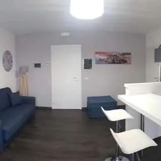 شقة I Puritani On The *