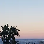 I Puritani On The 公寓 *