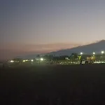 I Puritani On The 公寓 贾迪尼-纳克索斯