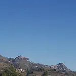 I Puritani On The 公寓