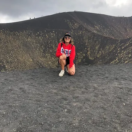 I Puritani On The Апартаменти Джардіні-Наксос